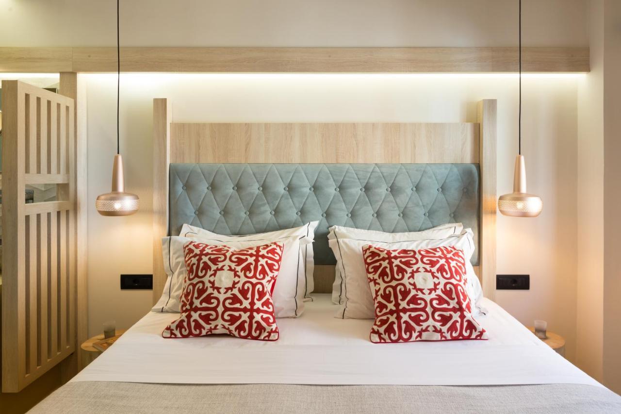 C Suites 罗希姆诺 外观 照片