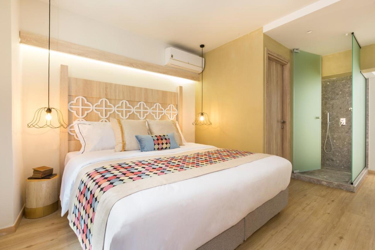 C Suites 罗希姆诺 外观 照片