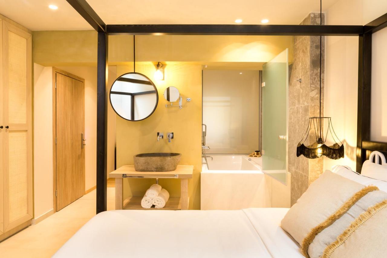C Suites 罗希姆诺 外观 照片